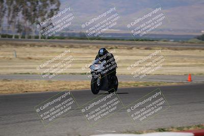 media/Jun-16-2024-Lets Ride (Sun) [[4ae6dd1f02]]/Group B/Grid and Front Straight/